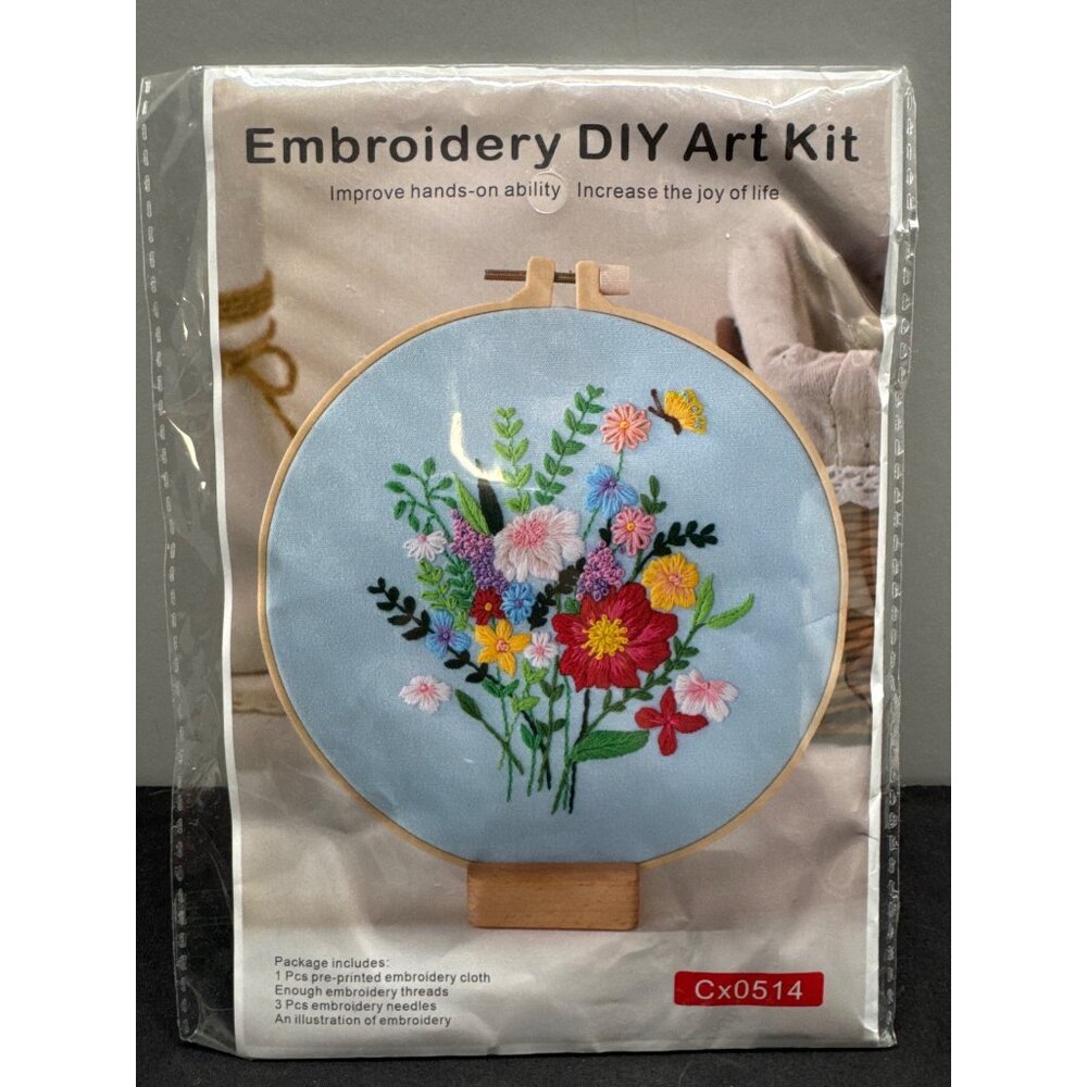 Embroidery DIY Art Kit Floral Pattern With Threads & Instructions For Beginners